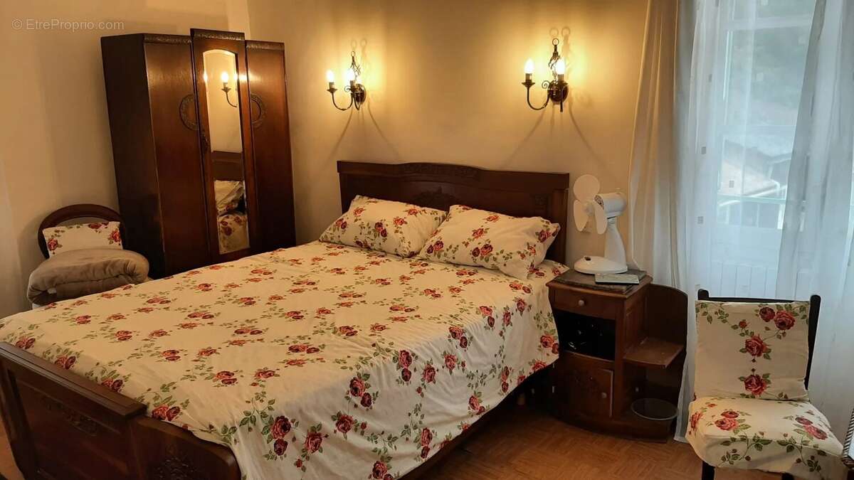 Maison de 4 chambres avec piscine, en bordure du bourg - photo 9