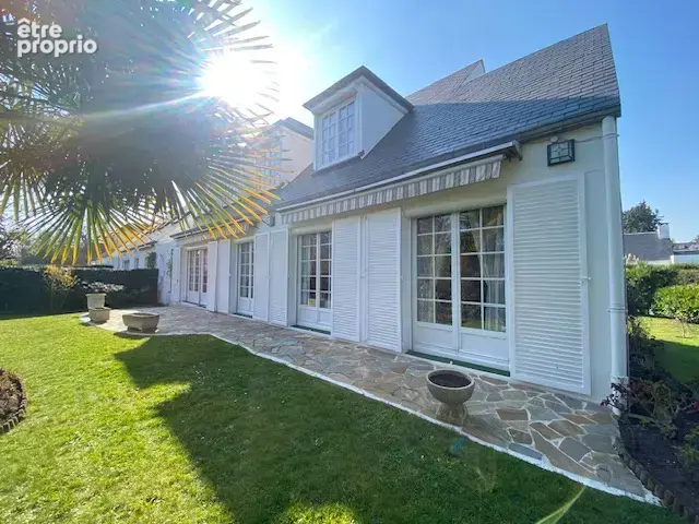 Maison à MARGENCY