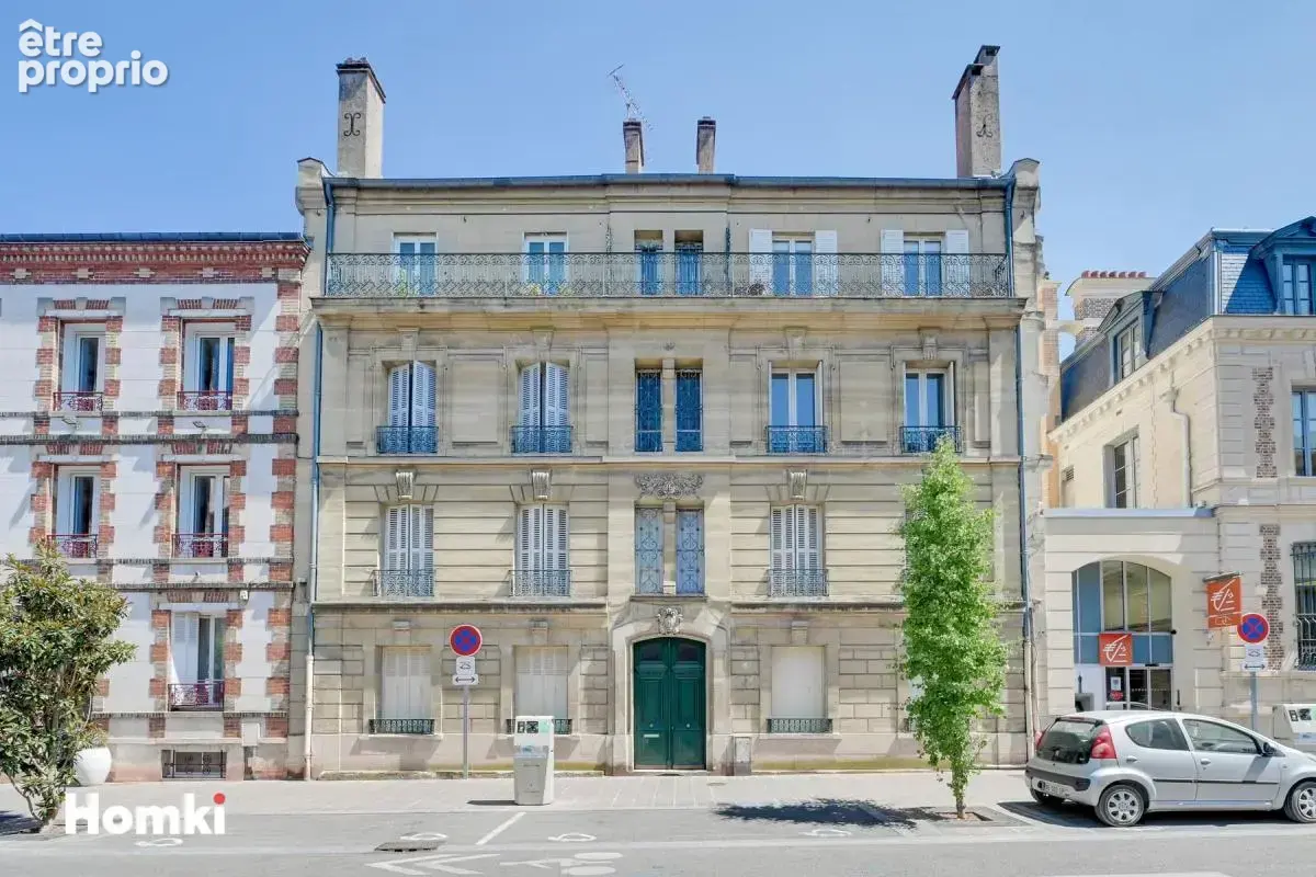 Au cœur du centre-ville historique, T2 de 56 m² - photo 10