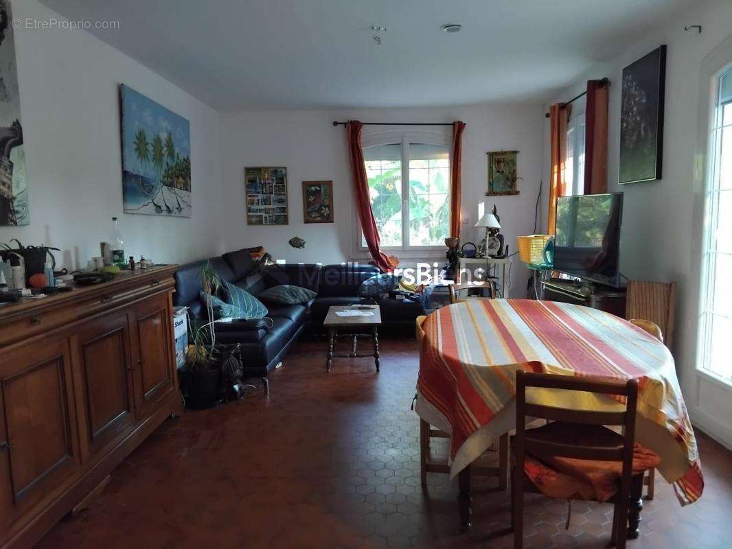 Maison à PORT-SAINTE-FOY-ET-PONCHAPT