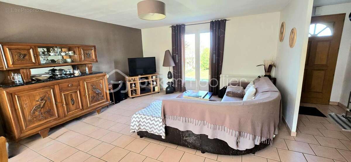 Maison à BENEJACQ