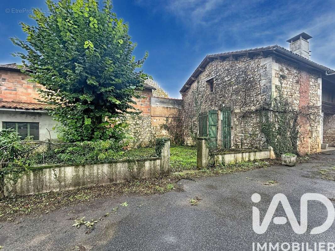 Photo 2 - Maison à TAPONNAT-FLEURIGNAC