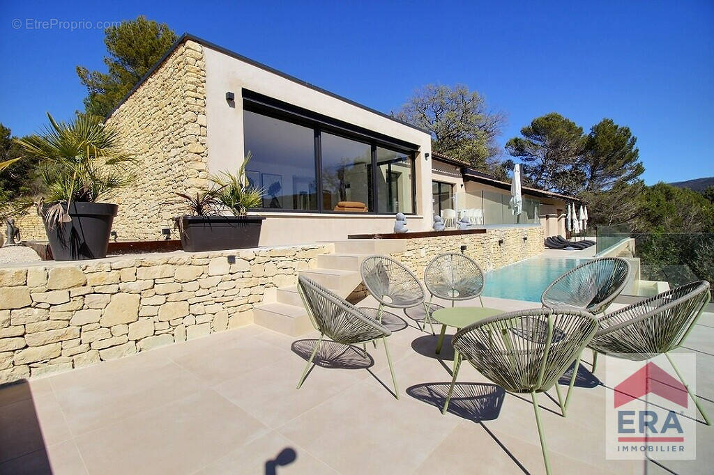 Maison à MALEMORT-DU-COMTAT