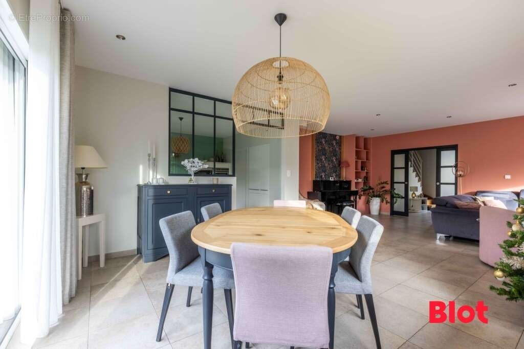 Maison à THORIGNE-FOUILLARD