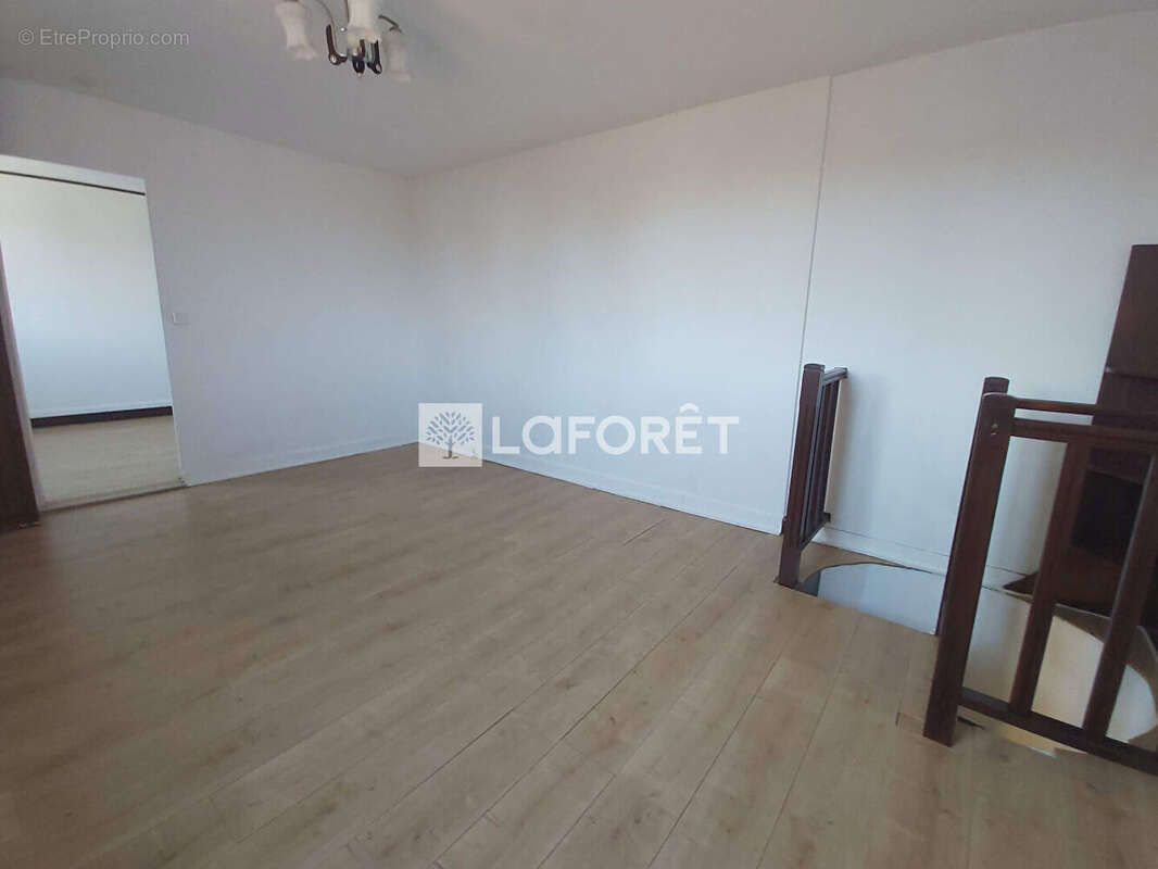 Maison à VILLEMOMBLE