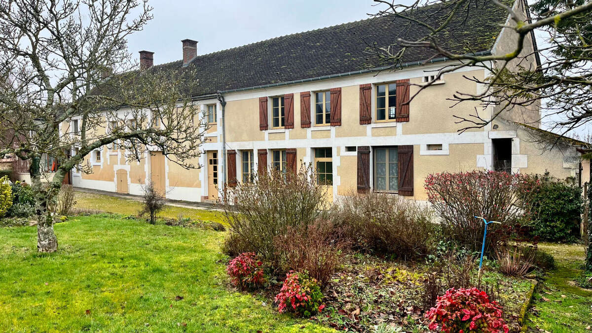 Maison à AUXERRE