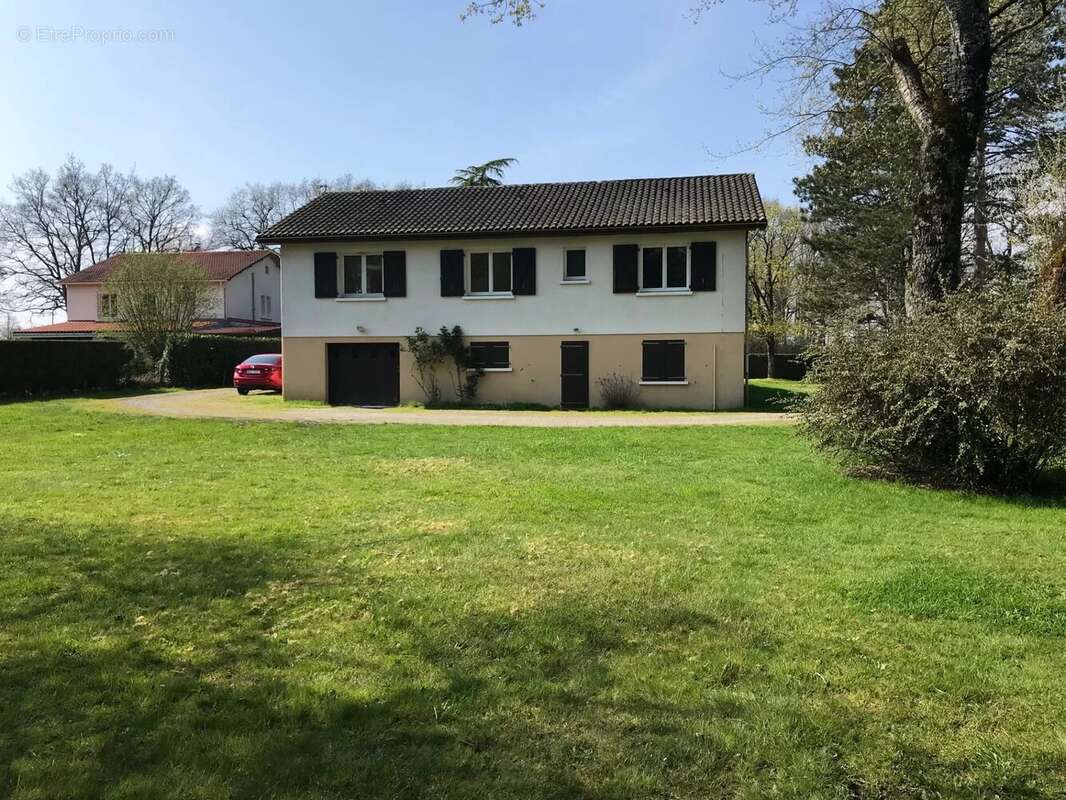 Maison à BRESSUIRE