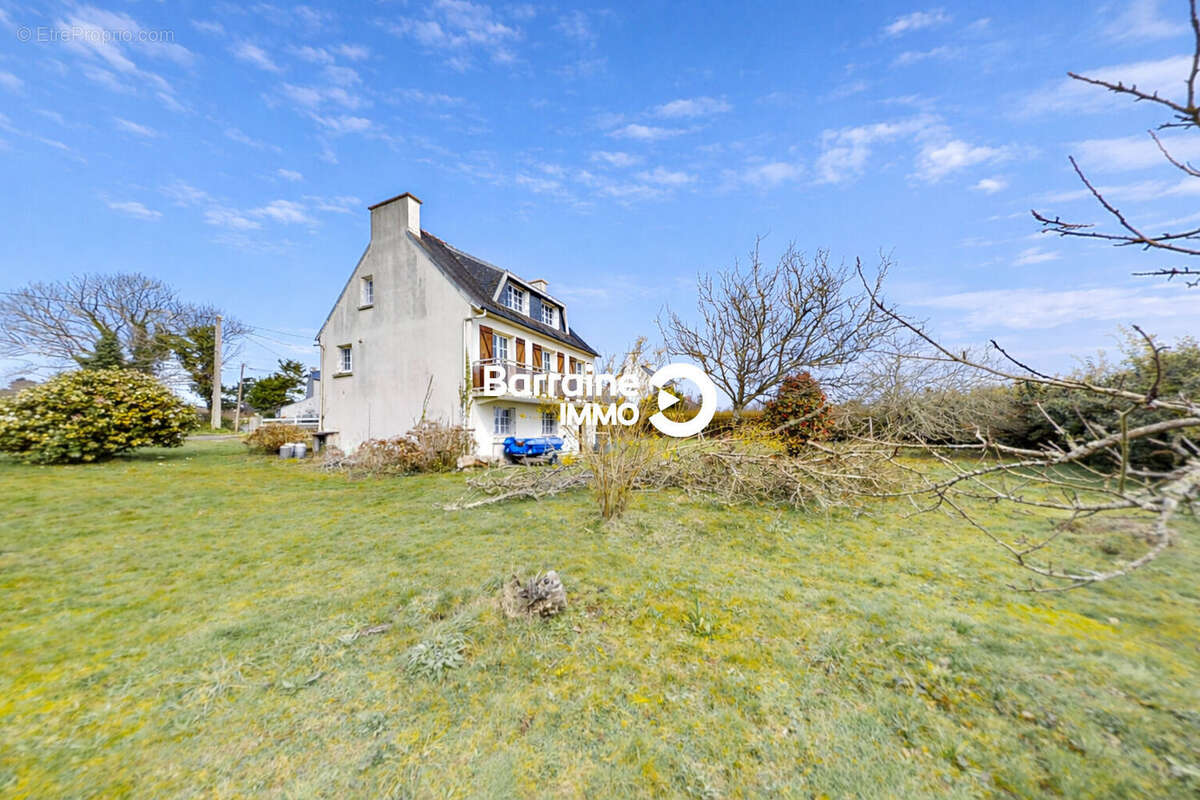Maison à ROSCANVEL
