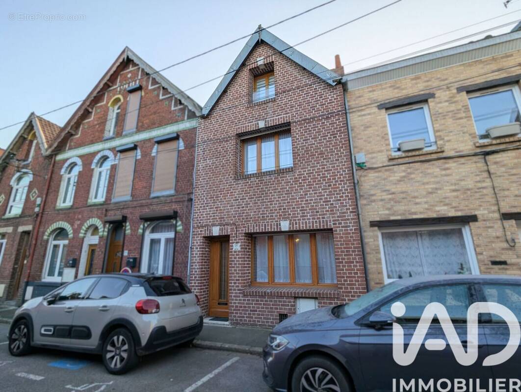 Photo 1 - Maison à HENIN-BEAUMONT