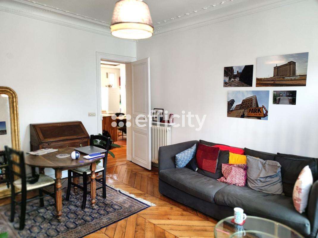 Appartement à ENGHIEN-LES-BAINS