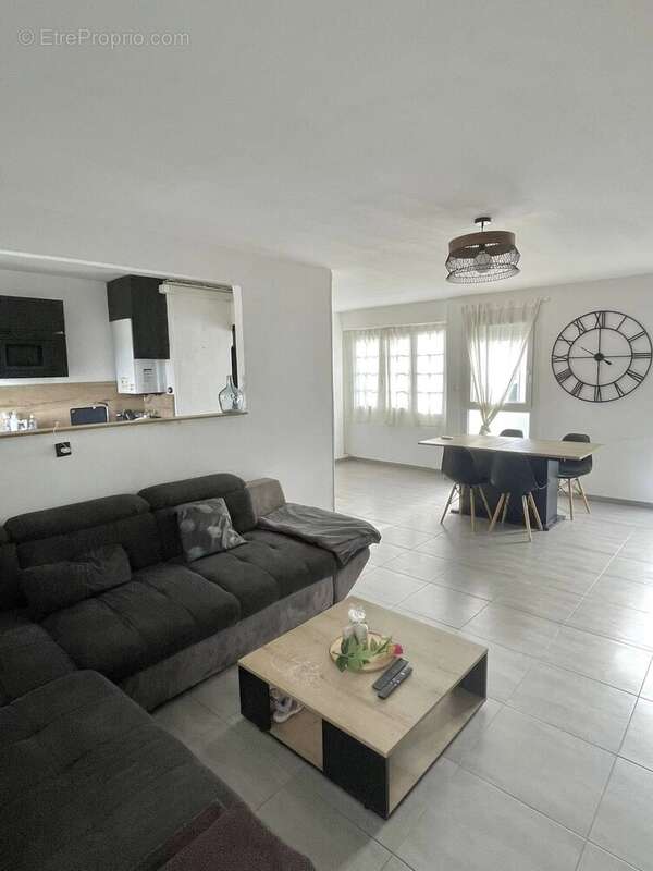 Appartement à VITROLLES