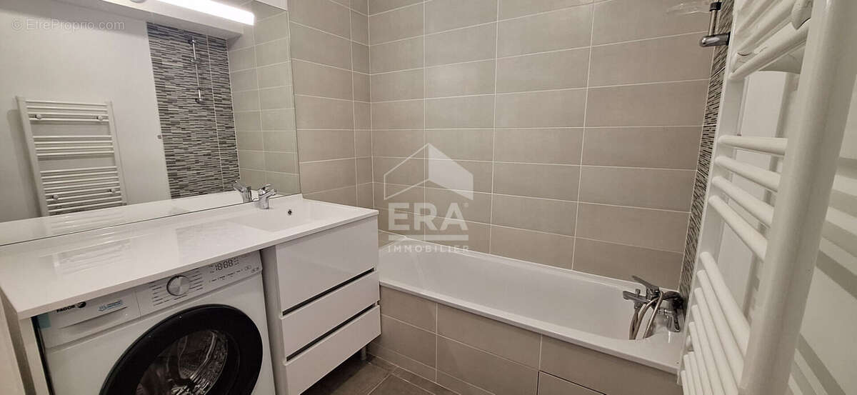 Appartement à BRUGUIERES