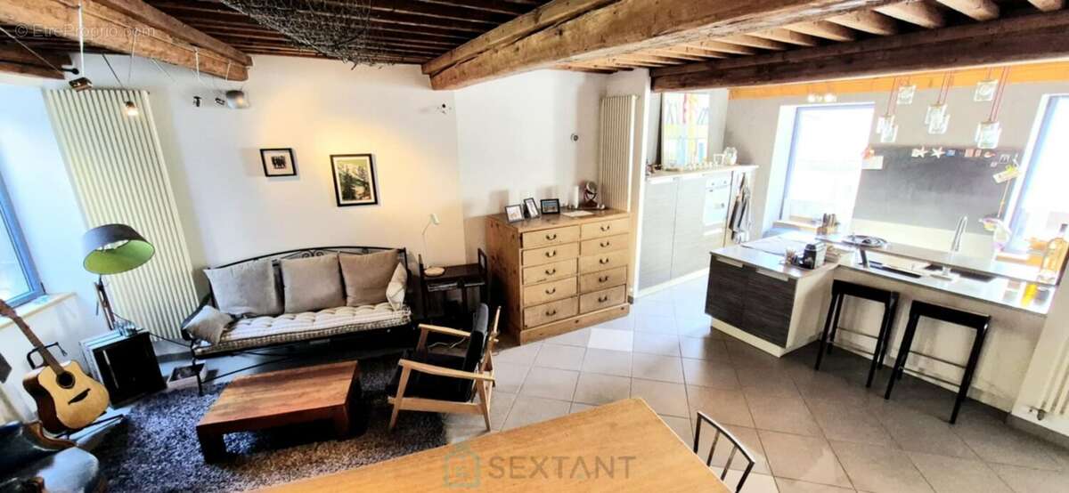 Maison à VEYRE-MONTON