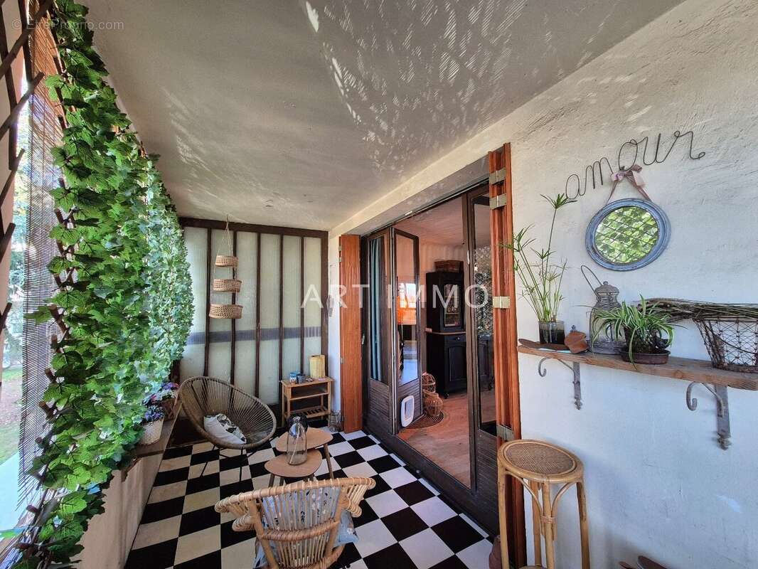 Appartement à LE PONTET