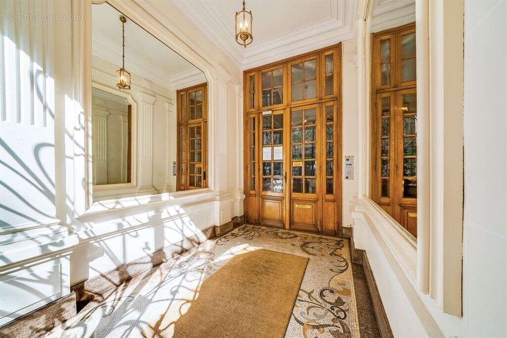 Studio avec vue dégagée - photo 12