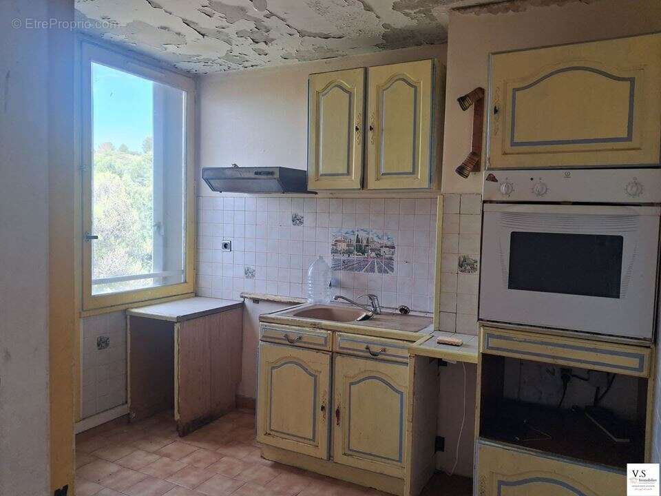 Appartement 74 m² à Martigues  - photo 4