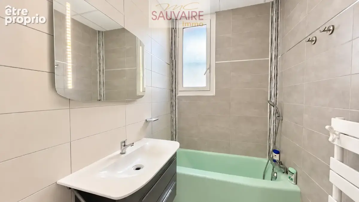 Belle maison de ville 217 m2   Grands volumes et espaces indépendants - photo 23