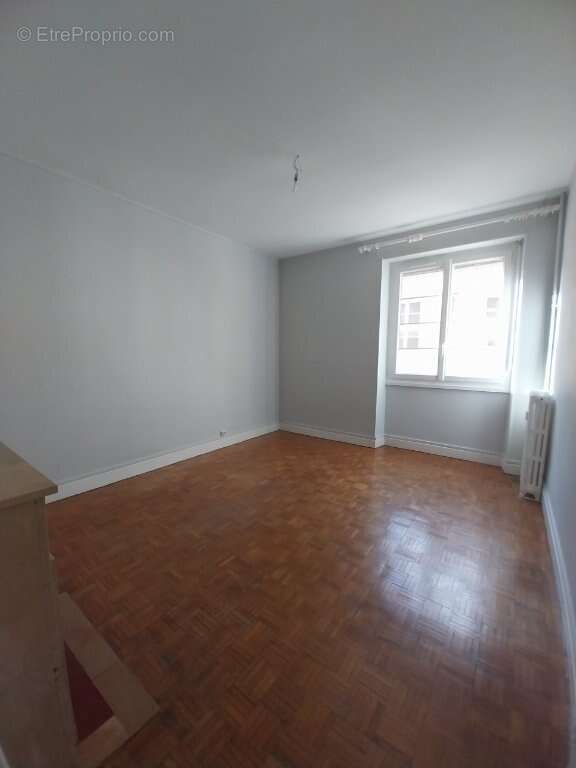 Appartement à LE CREUSOT