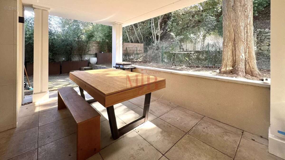 Appartement à AIX-EN-PROVENCE