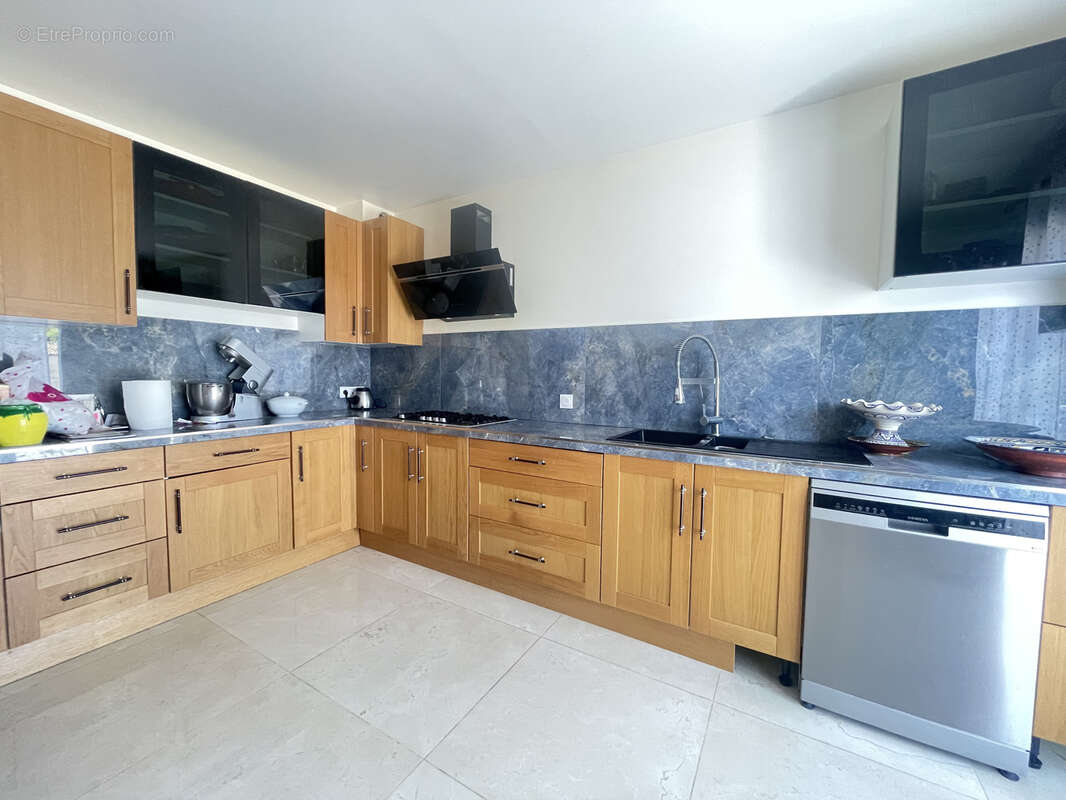 Maison à SAINT-ZACHARIE