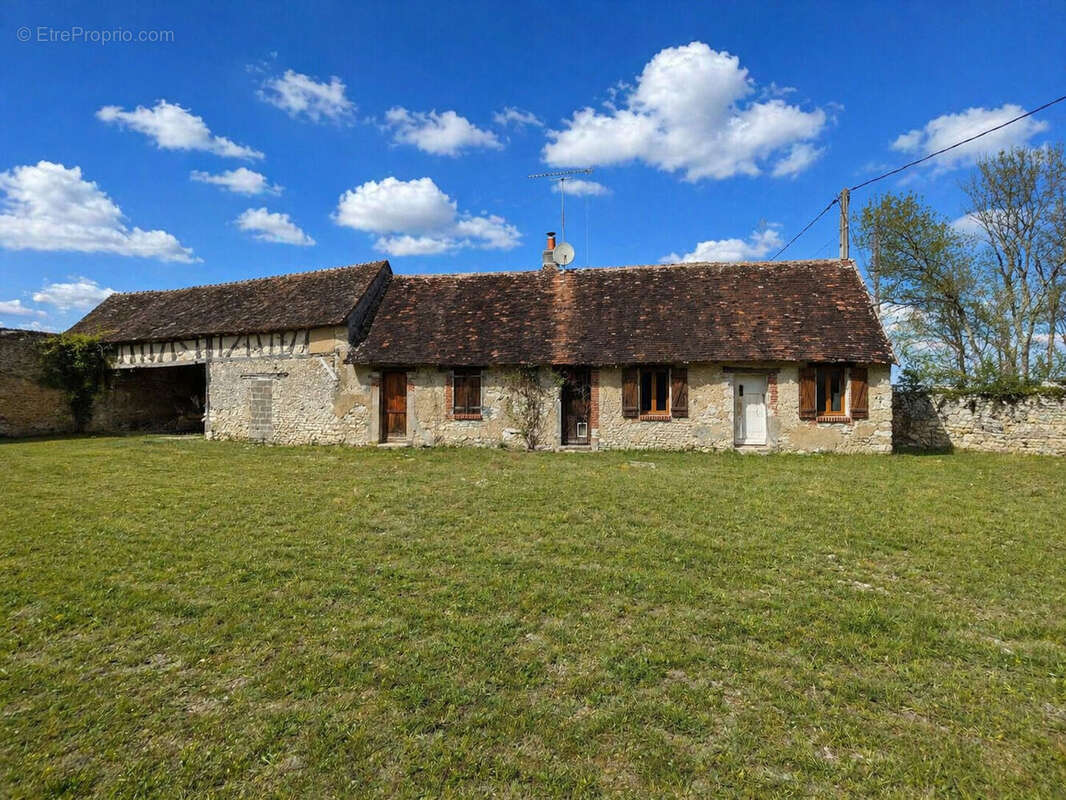 Maison à MORMANT-SUR-VERNISSON
