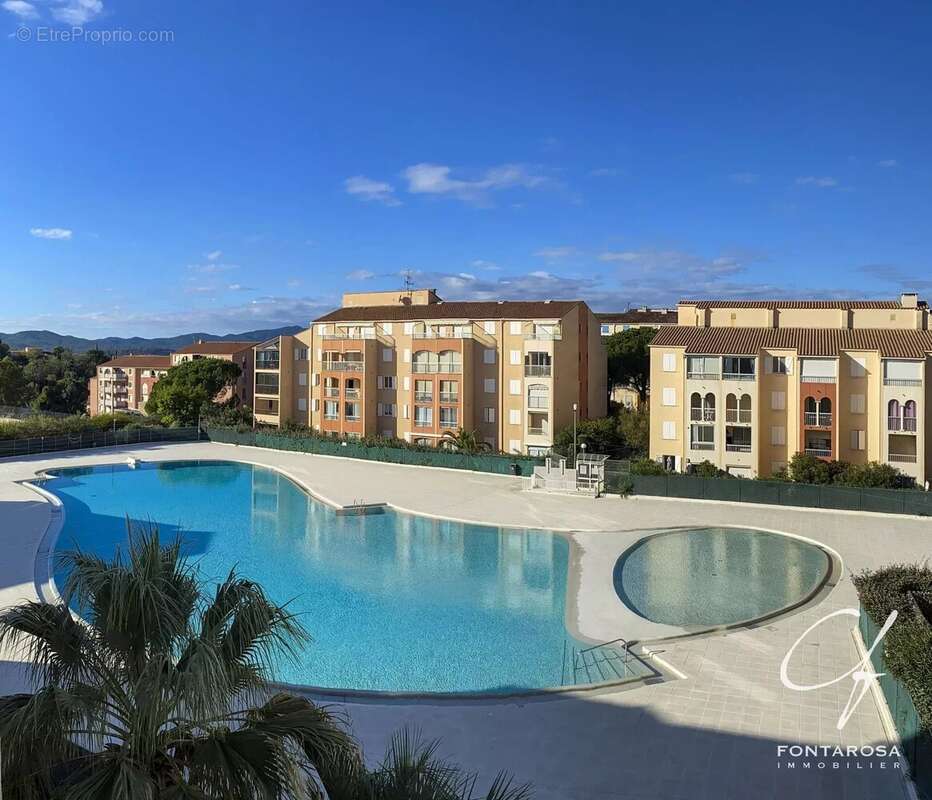 Appartement à FREJUS