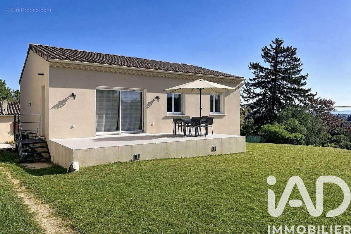 Photo 4 - Maison à SAINT-JULIEN-DE-PEYROLAS