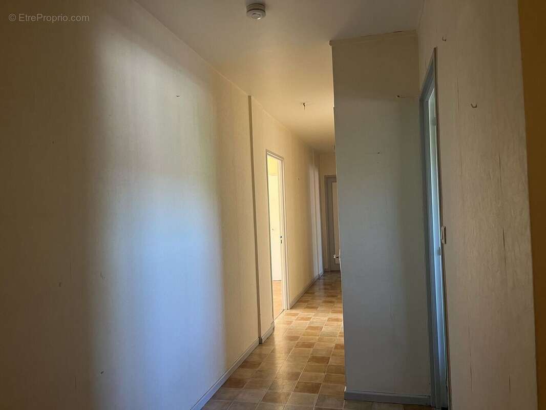 Couloir - Appartement à FIGEAC