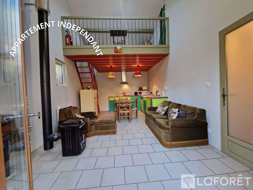 Maison à SOLAIZE