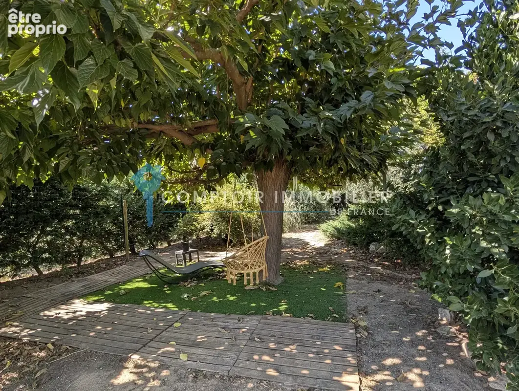 Dept 84 - MAUBEC - Maison de 122 m2 avec piscine et 2 garages sur un terrain de 1 234 m2 - photo 26