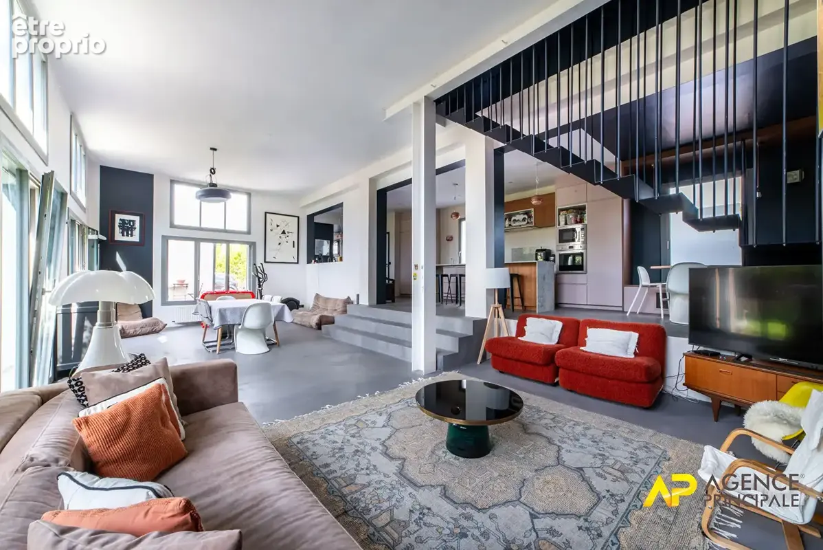 Maison de prestige à vendre à Colombes - 6 pièces, 136 m², jardin et stationnement - photo 4