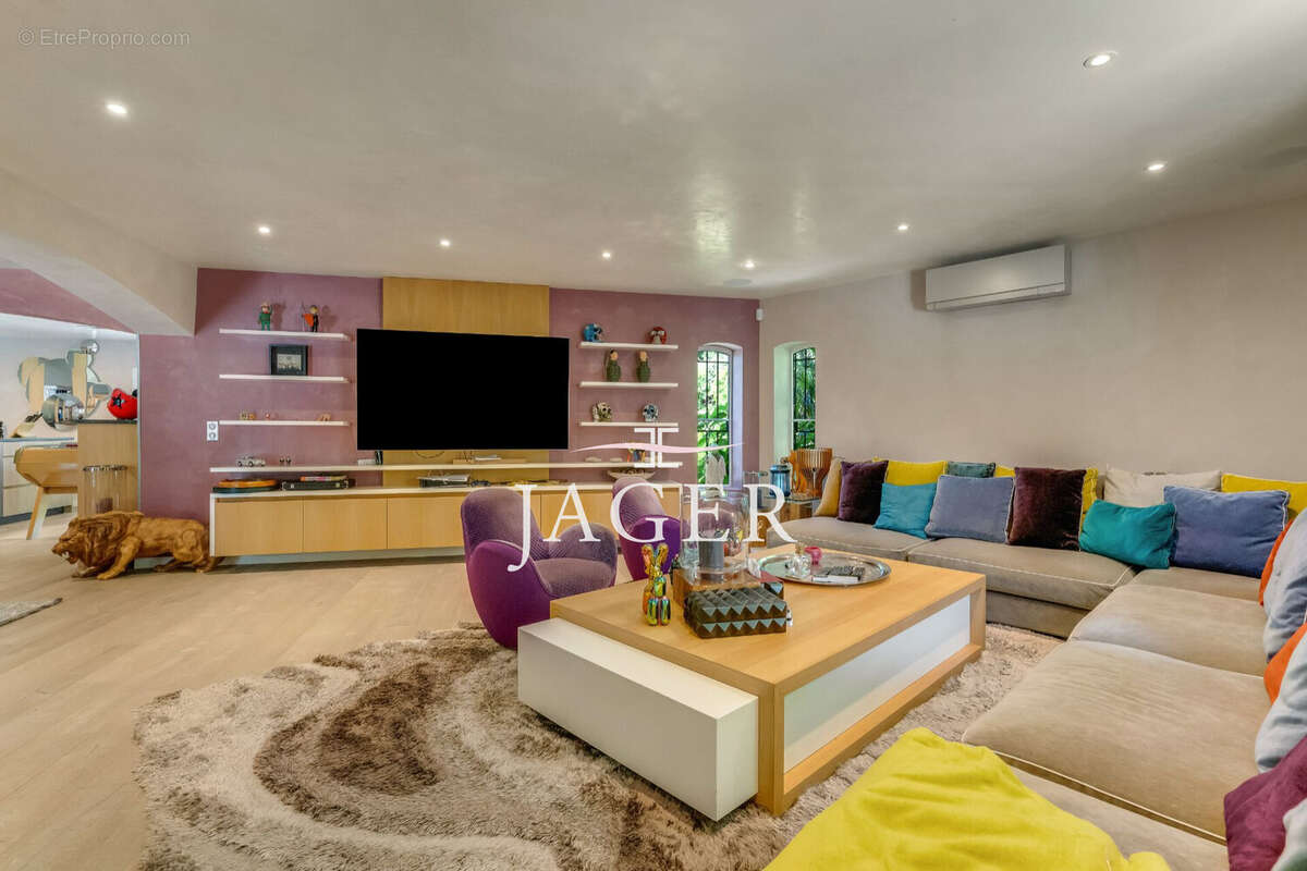 Maison 295 m² à Sainte-Maxime  - photo 5