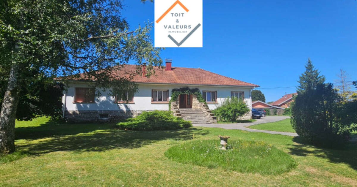 Maison à CHAMPAGNOLE