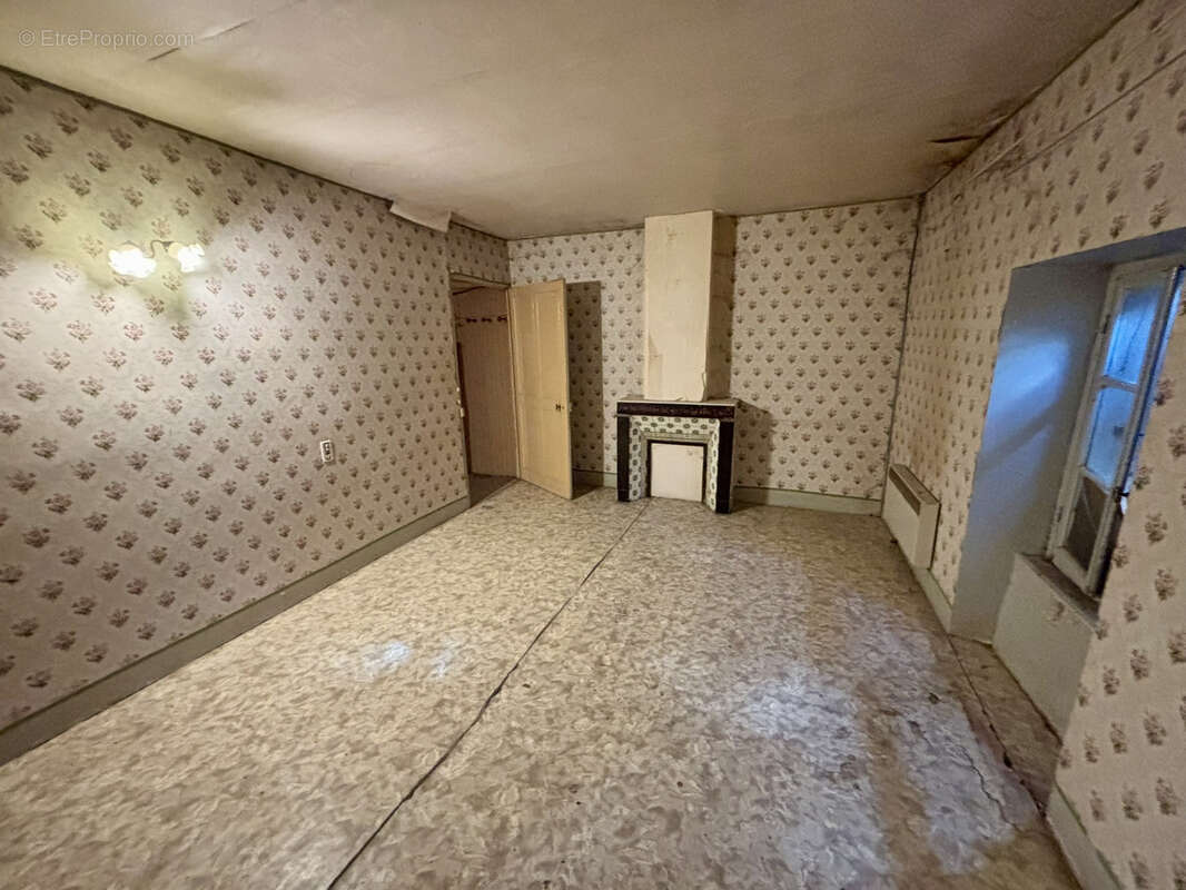 Maison à COLONZELLE