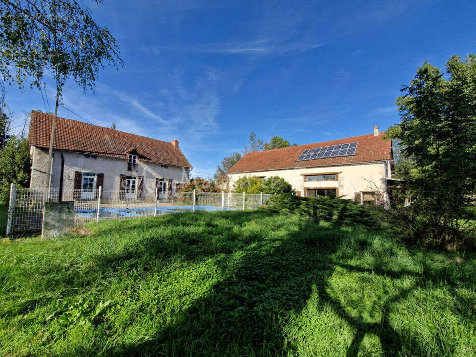 Maison à SAINT-POURCAIN-SUR-SIOULE