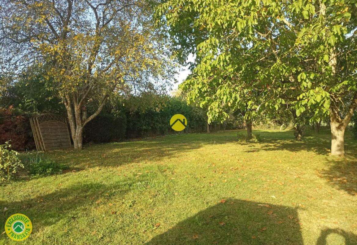 Maison à AIX-EN-OTHE