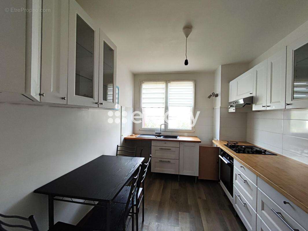 Appartement à EPINAY-SUR-SEINE