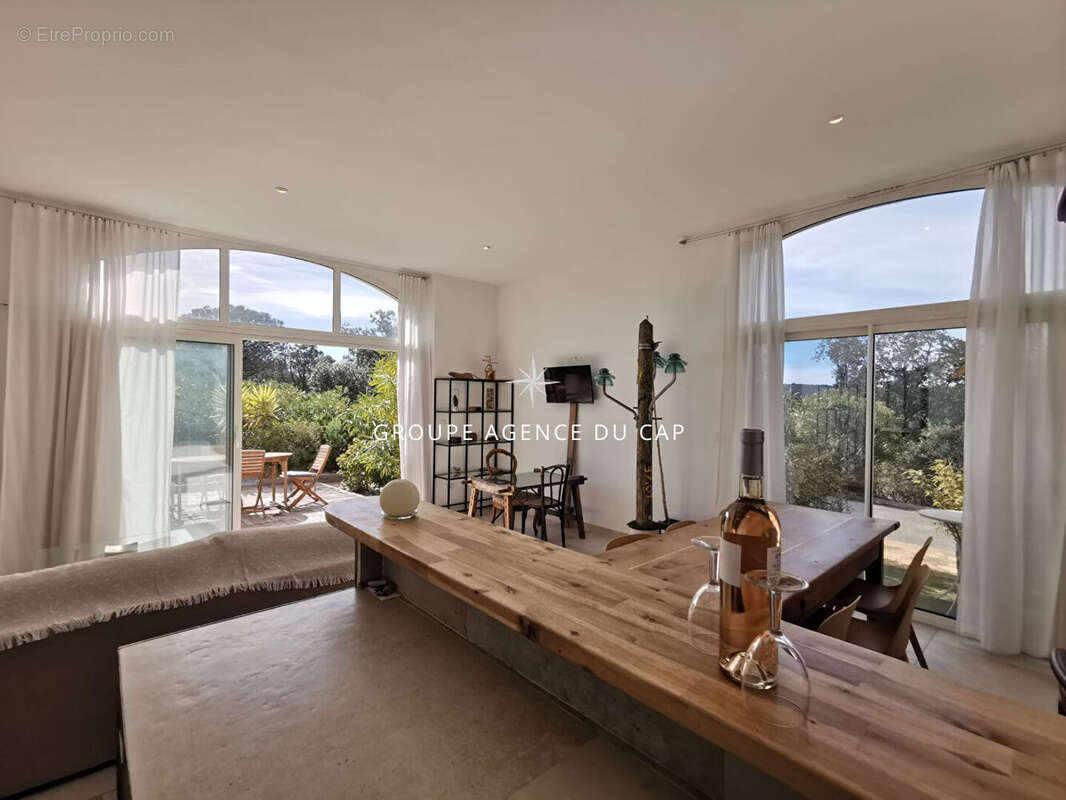 Appartement à LES ISSAMBRES