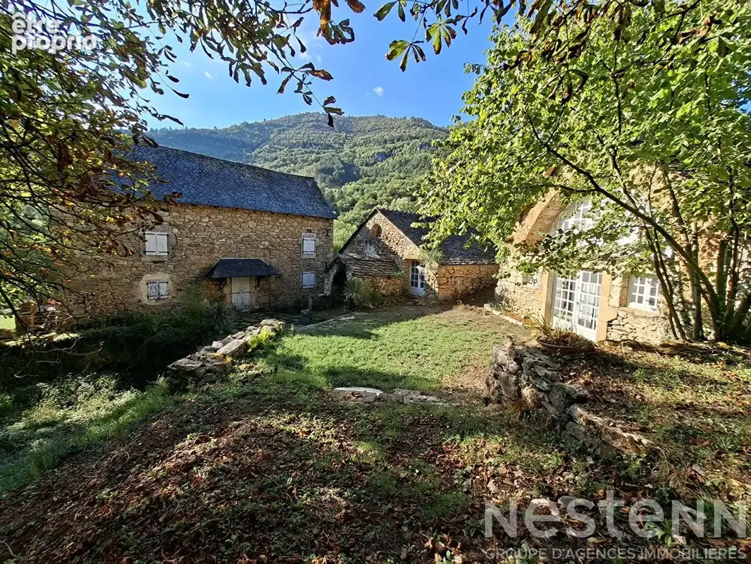 Maison à SAINTE-ENIMIE