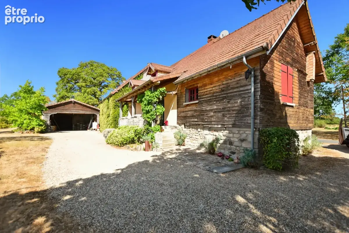 Maison en pierres de 120 m2 avec 5112 m2 de terrain SAINT EMILAND (71) - photo 9