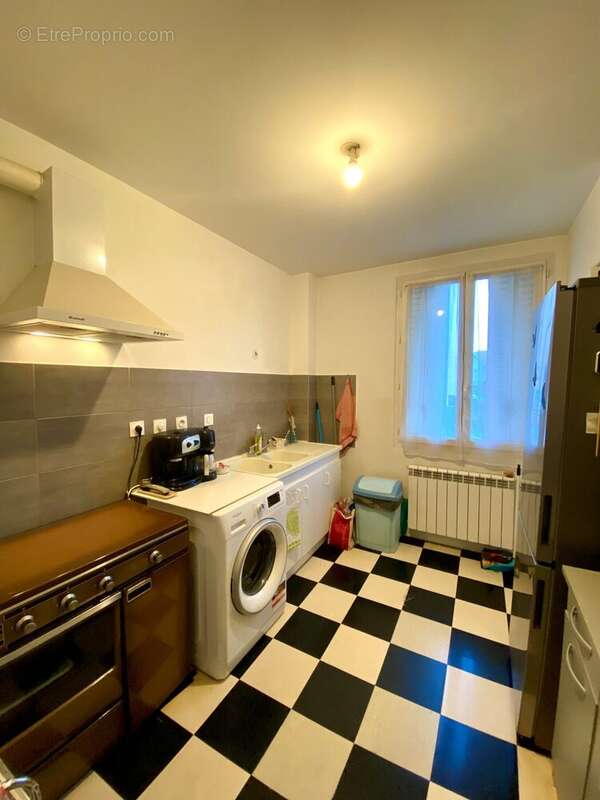 Appartement à ROMANS-SUR-ISERE