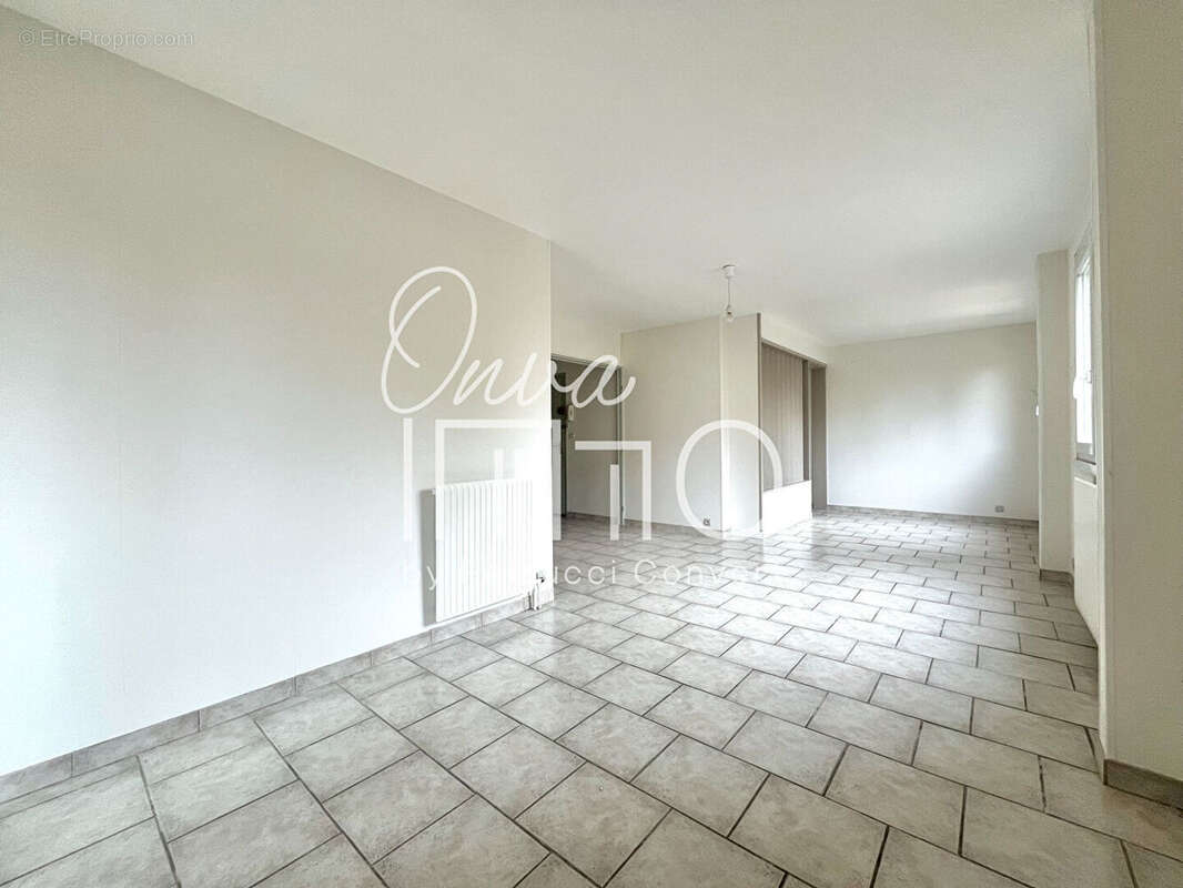 Appartement à LYON-9E
