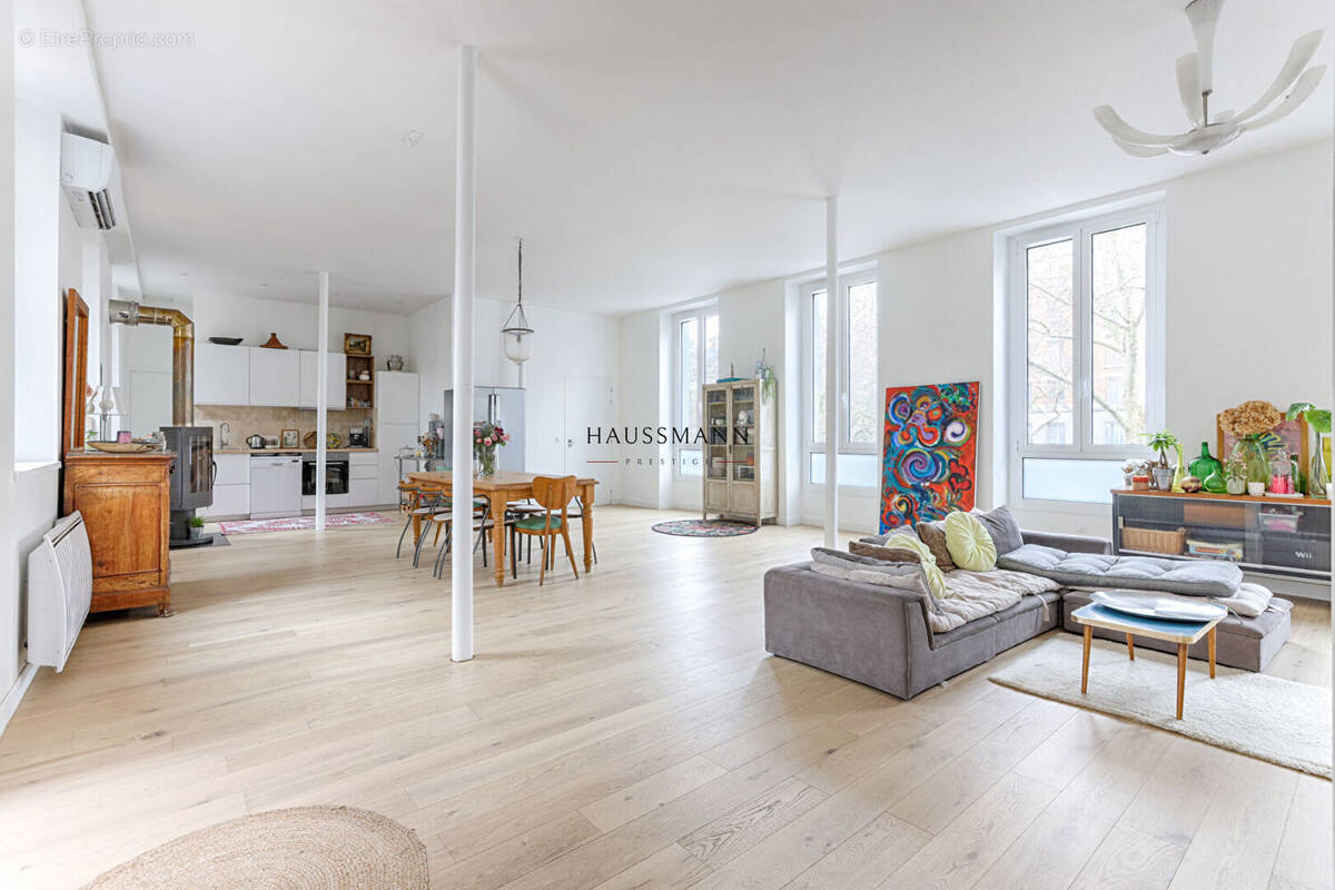 Appartement à PARIS-20E