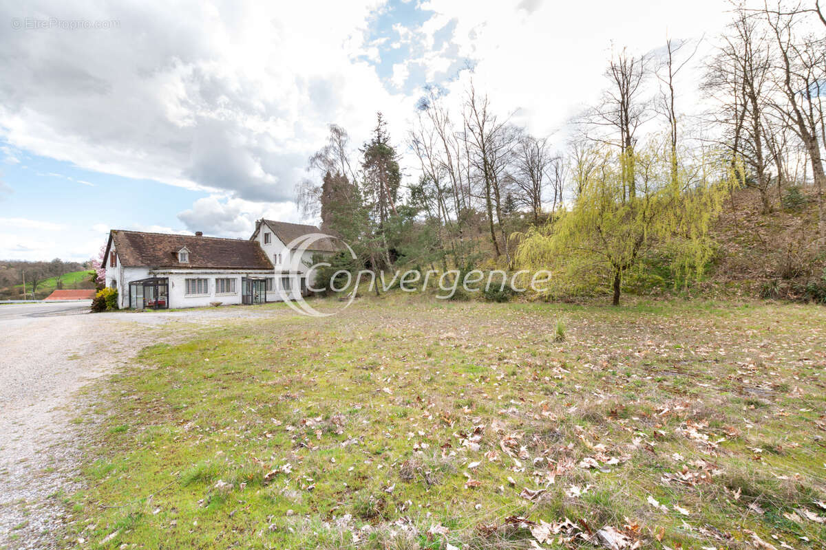 Maison à VICQ-SUR-BREUILH