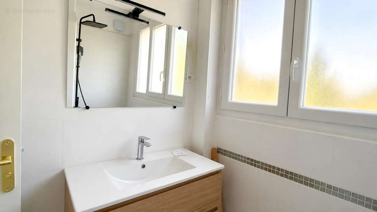Appartement de 4 pièces de 65 m² à Perpignan - photo 6