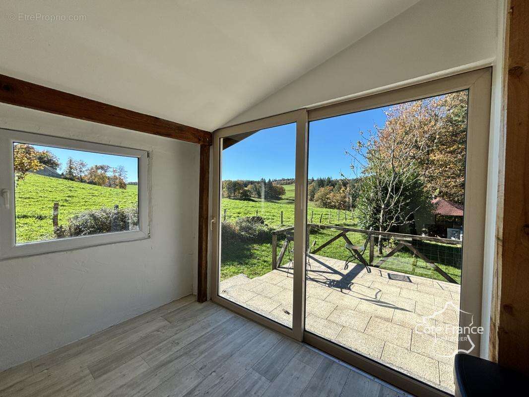 Maison à GOULLES