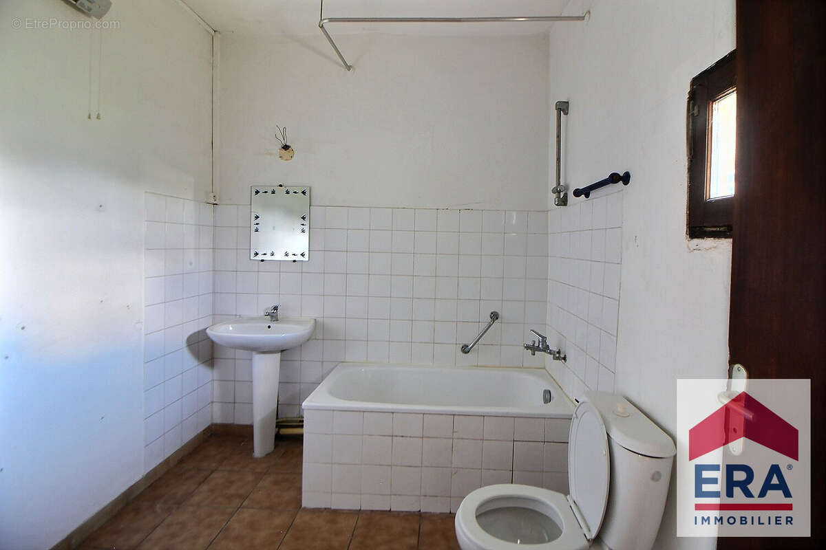 Autre à PIERRELATTE