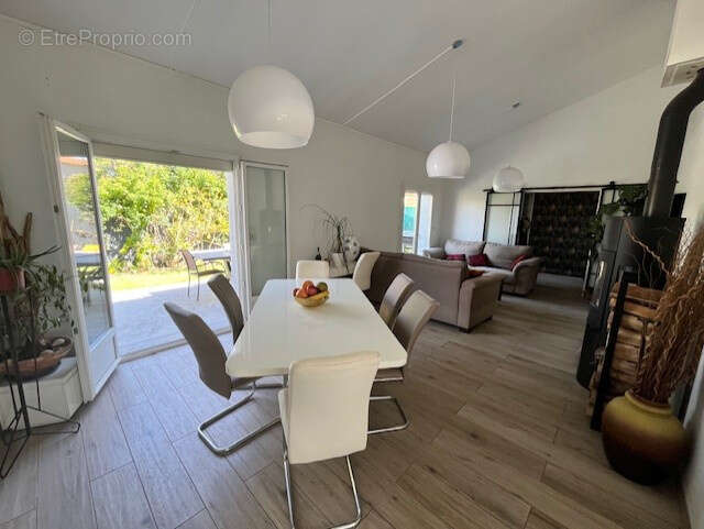 Maison à CANET-EN-ROUSSILLON