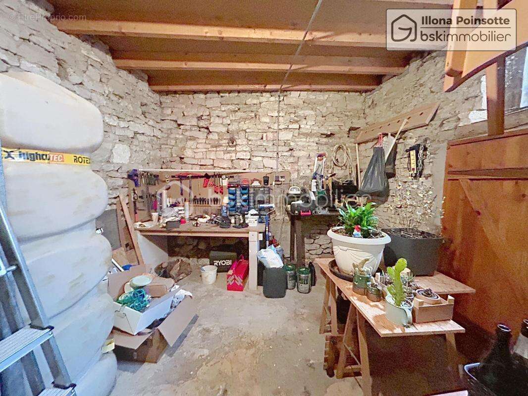 Maison 4 chambres de 106 m² à Tonnerre (Vaulichères) - photo 15