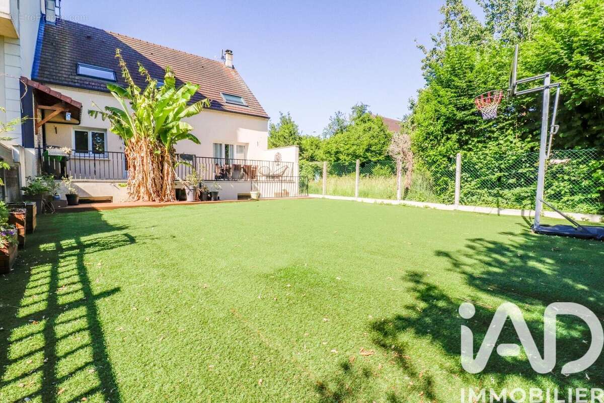 Photo 2 - Maison à MORANGIS